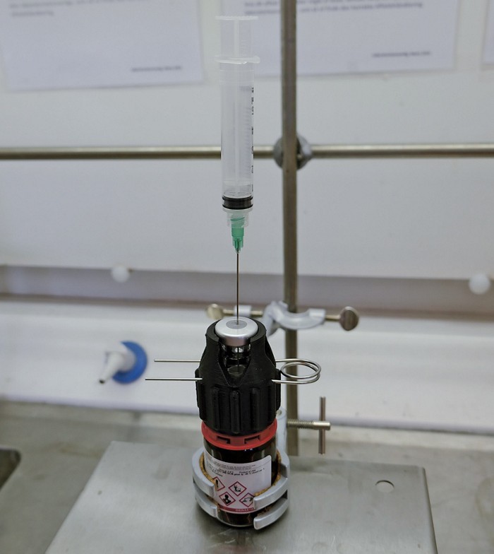 setup may make transferring em tert em butyl lithium and other
